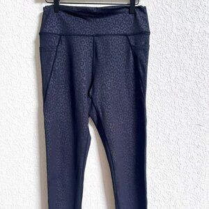 Vie Active Black Leopard Leggings - Size XL